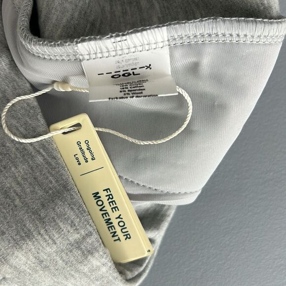 015 NWT OGL Mid Rise Pull-on Straight Leg Pant with Pockets Heather Grey Size S - Picture 4 of 7